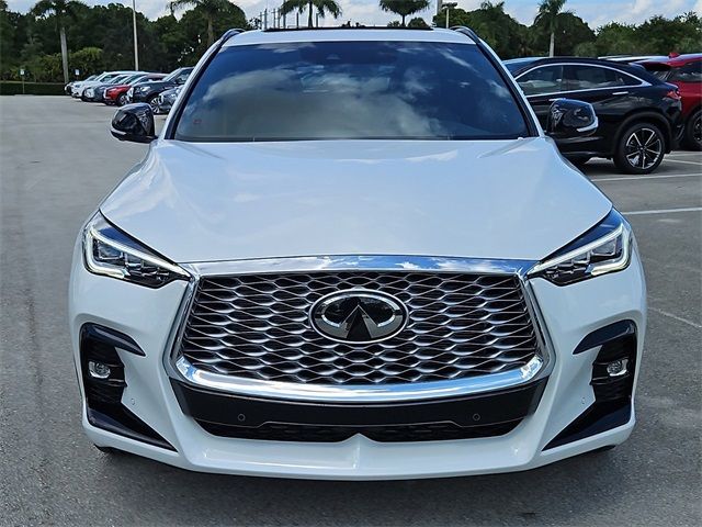 2025 INFINITI QX55 Essential