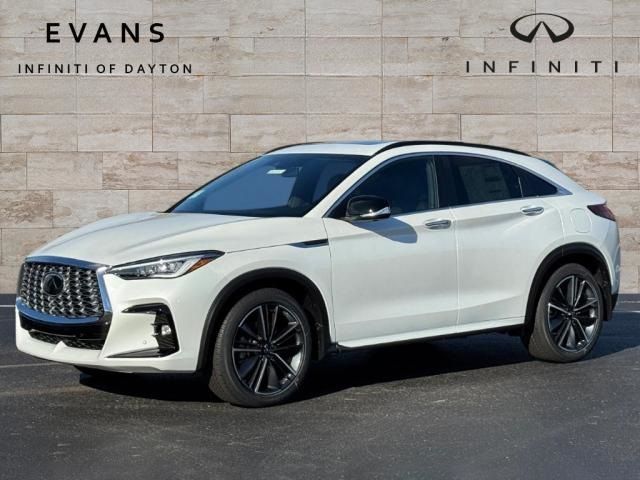 2025 INFINITI QX55 Essential