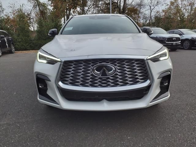 2025 INFINITI QX55 Essential