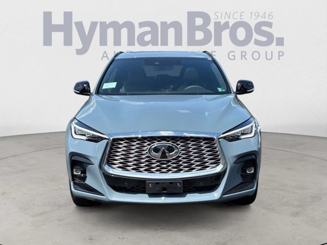 2025 INFINITI QX55 Essential