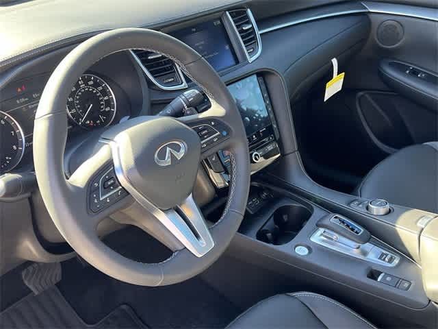 2025 INFINITI QX55 Luxe