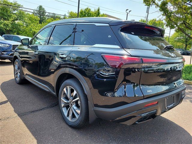 2025 INFINITI QX60 Luxe