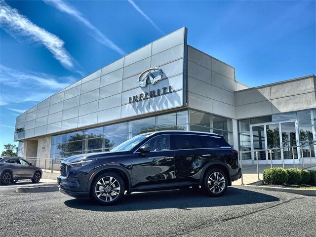 2025 INFINITI QX60 Luxe