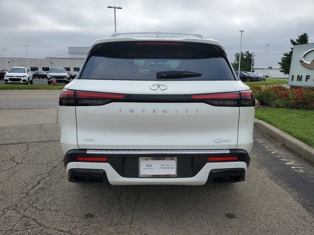 2025 INFINITI QX60 Luxe