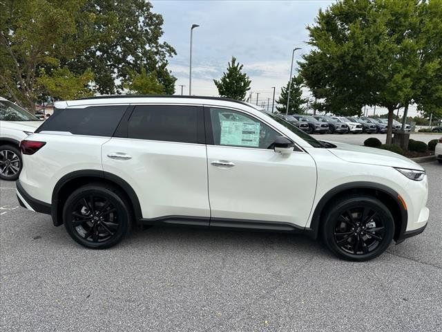 2025 INFINITI QX60 Luxe