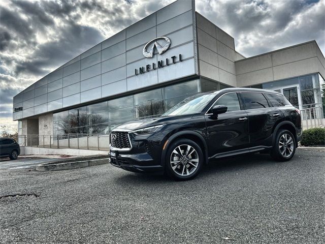 2025 INFINITI QX60 Luxe