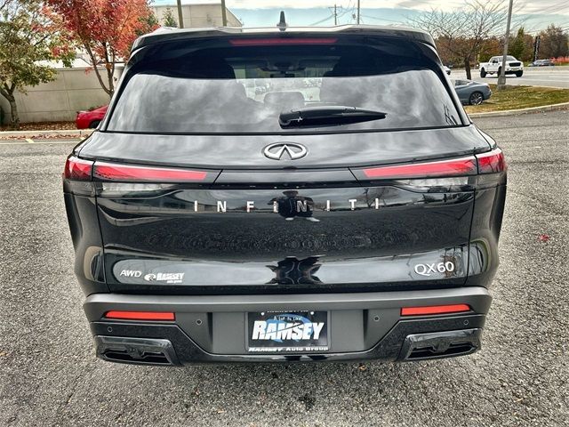 2025 INFINITI QX60 Luxe