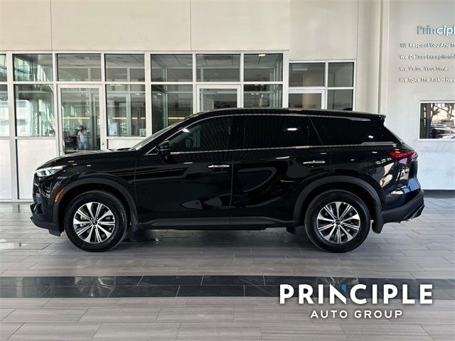 2025 INFINITI QX60 Pure