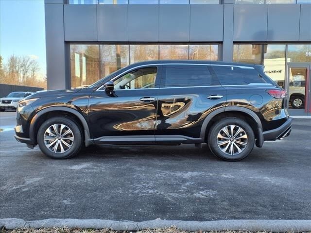 2025 INFINITI QX60 Pure