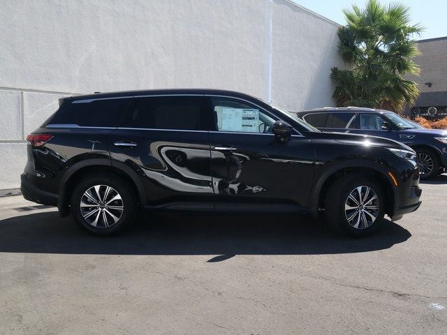 2025 INFINITI QX60 Pure