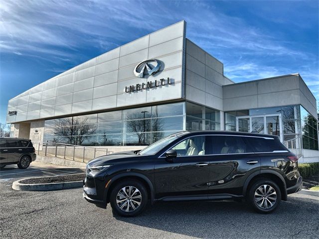 2025 INFINITI QX60 Pure