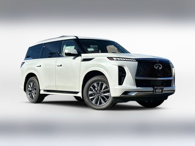 2025 INFINITI QX80 PURE