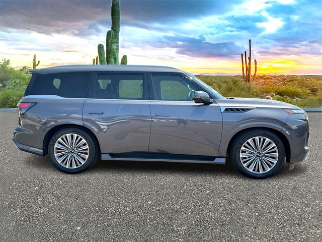 2025 INFINITI QX80 Luxe