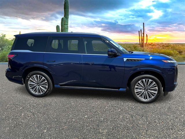 2025 INFINITI QX80 Luxe