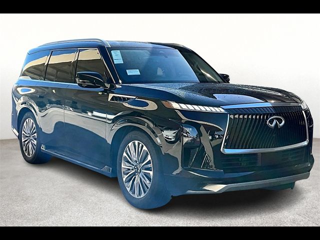 2025 INFINITI QX80 Luxe