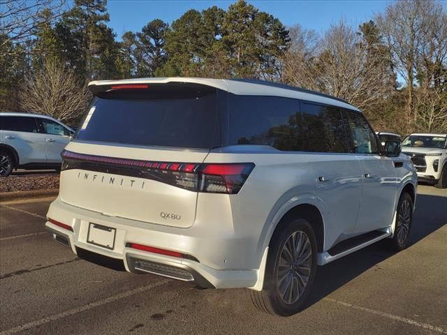 2025 INFINITI QX80 Luxe