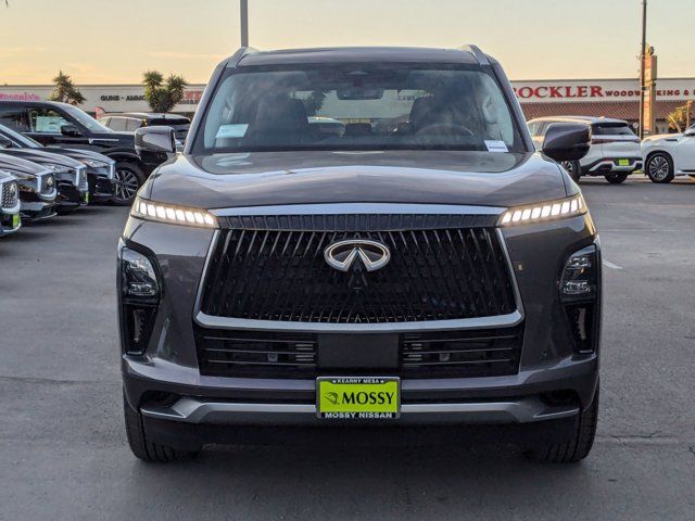 2025 INFINITI QX80 Luxe