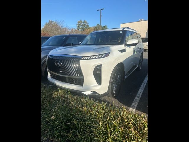 2025 INFINITI QX80 Luxe