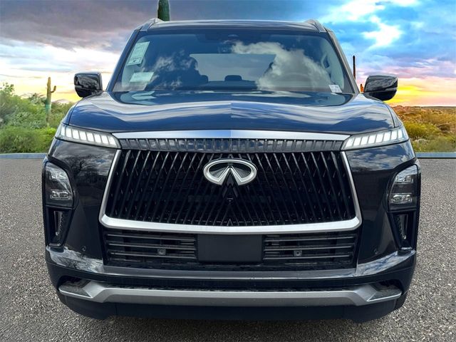 2025 INFINITI QX80 Luxe