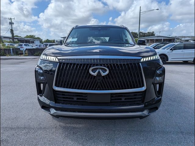 2025 INFINITI QX80 Luxe