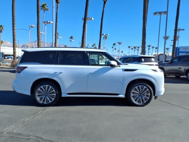 2025 INFINITI QX80 Luxe