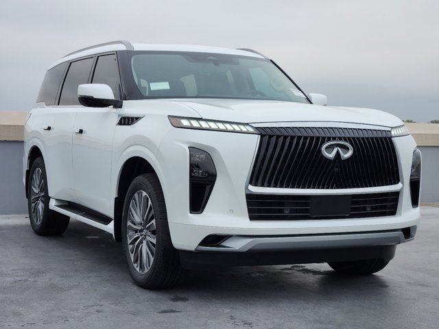 2025 INFINITI QX80 Luxe