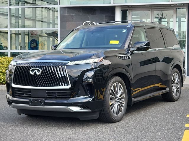 2025 INFINITI QX80 Luxe