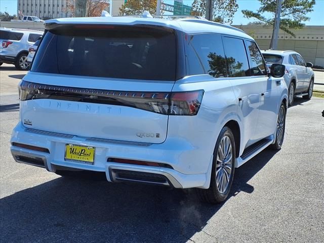 2025 INFINITI QX80 Luxe