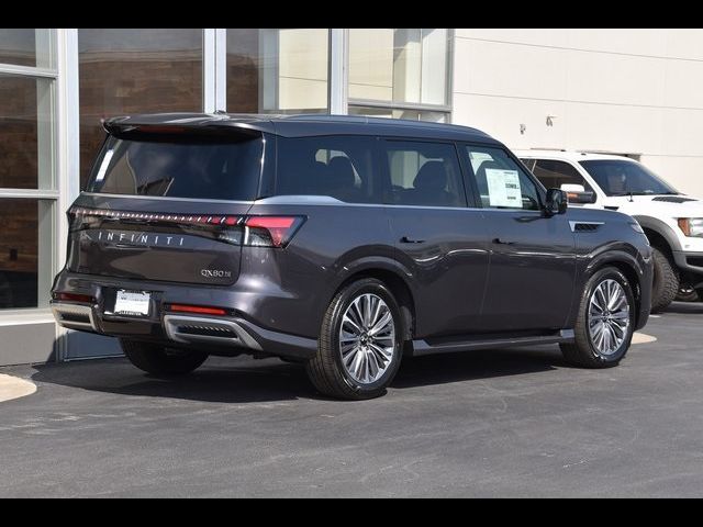 2025 INFINITI QX80 Luxe
