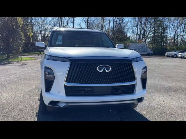 2025 INFINITI QX80 Luxe