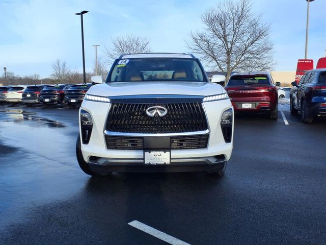 2025 INFINITI QX80 Luxe