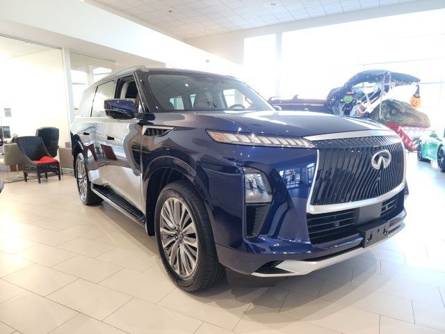 2025 INFINITI QX80 Luxe