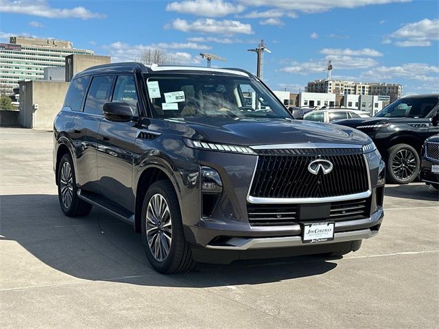 2025 INFINITI QX80 Luxe
