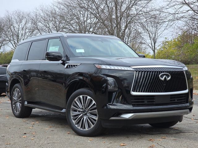 2025 INFINITI QX80 Luxe