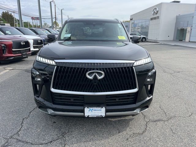 2025 INFINITI QX80 Luxe