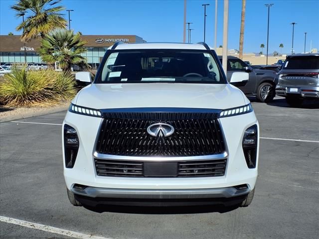 2025 INFINITI QX80 Luxe