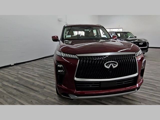 2025 INFINITI QX80 Luxe