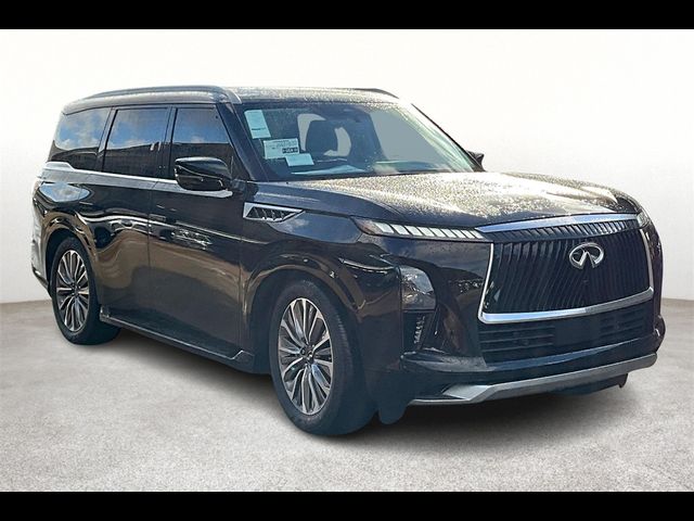 2025 INFINITI QX80 Luxe