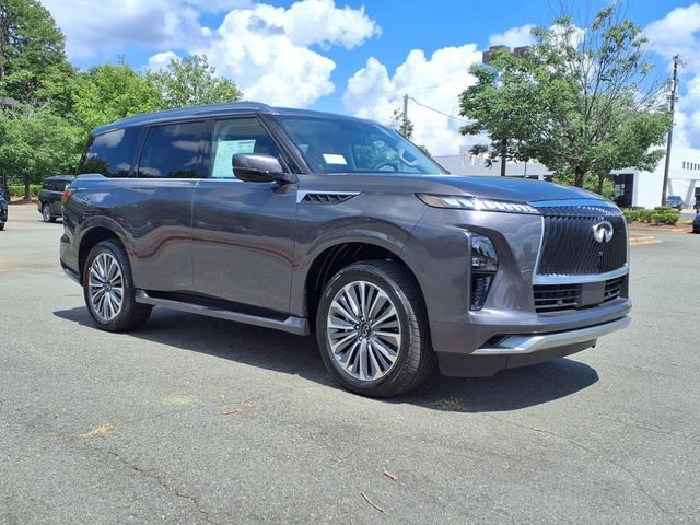 2025 INFINITI QX80 Luxe