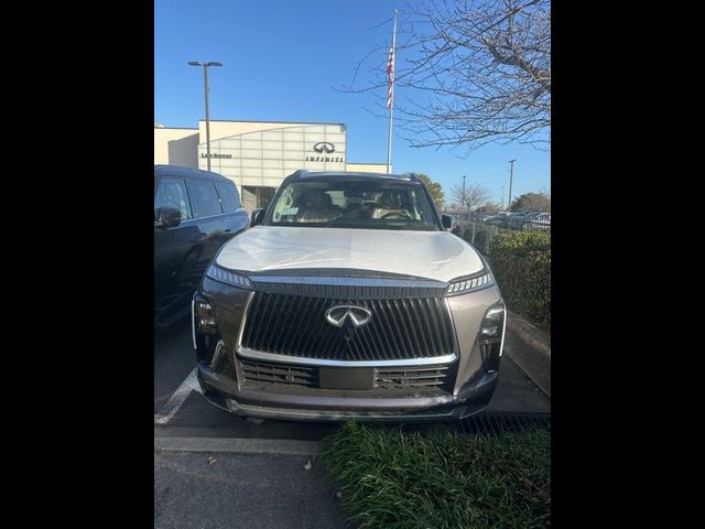 2025 INFINITI QX80 Luxe