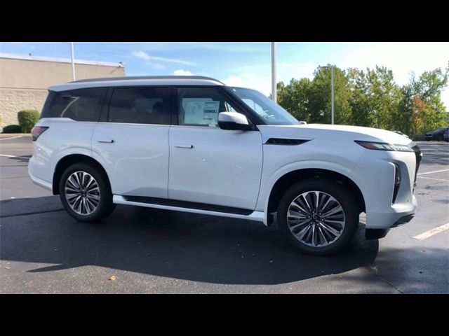 2025 INFINITI QX80 Luxe