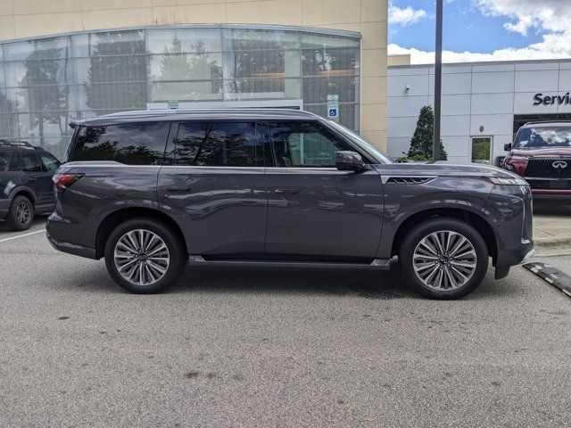 2025 INFINITI QX80 Luxe