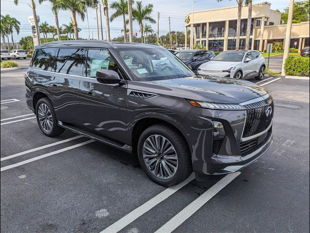 2025 INFINITI QX80 Luxe