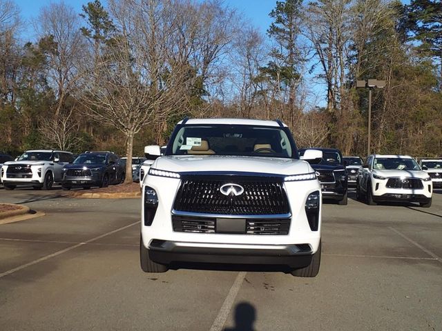 2025 INFINITI QX80 Luxe