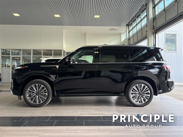 2025 INFINITI QX80 Luxe