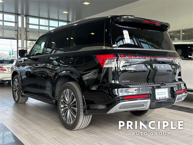 2025 INFINITI QX80 Luxe