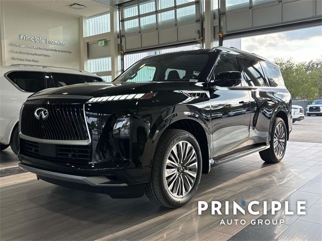 2025 INFINITI QX80 Luxe