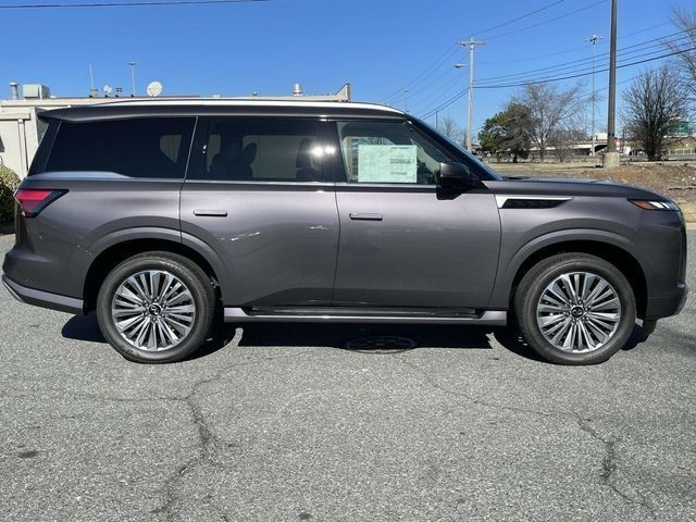 2025 INFINITI QX80 Luxe