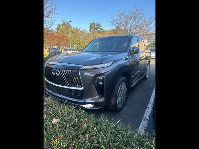 2025 INFINITI QX80 Luxe