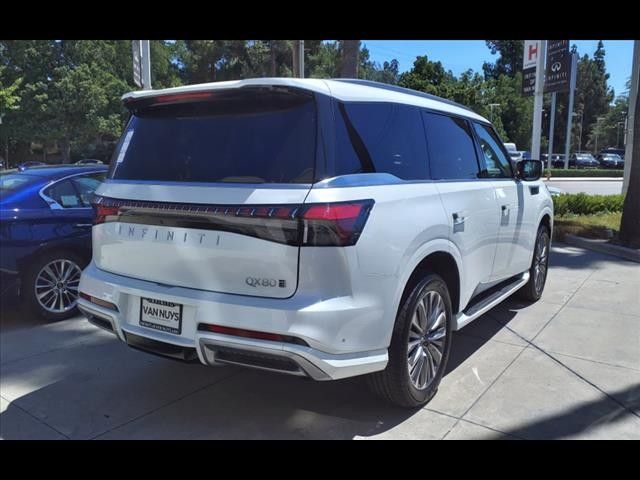 2025 INFINITI QX80 Luxe